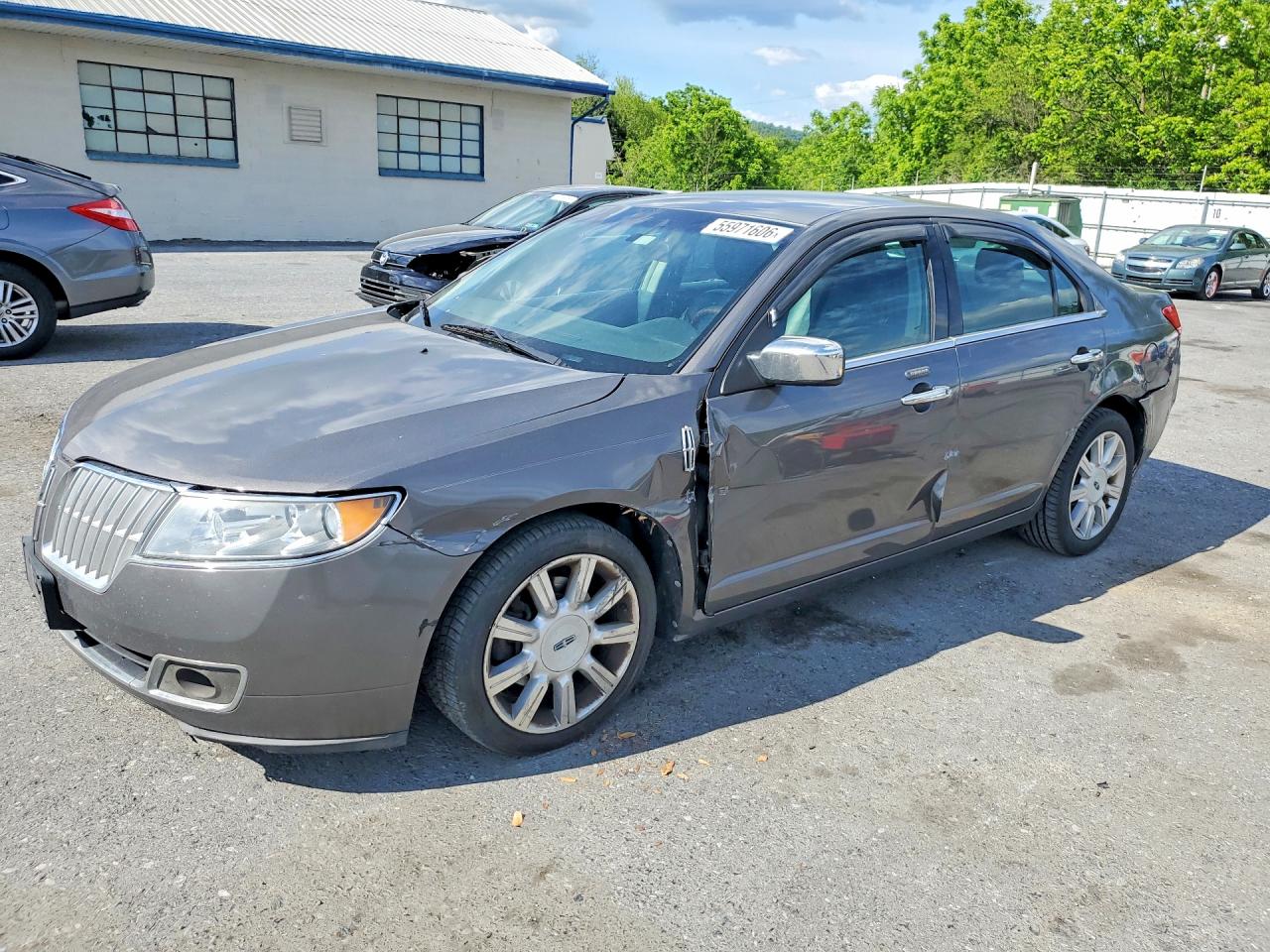 Salvage Lincoln MKZ Image