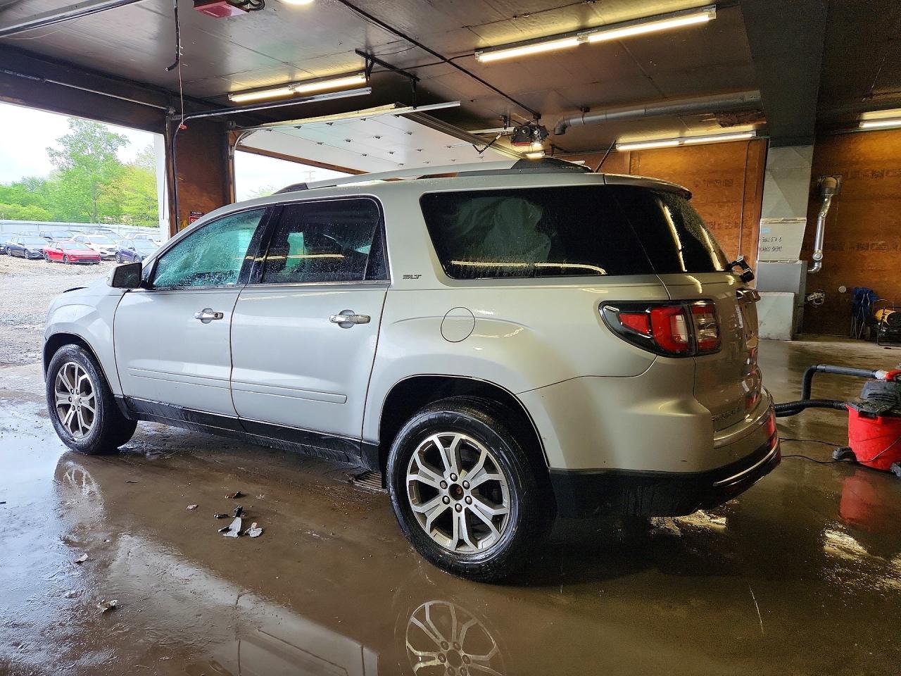 GMC Acadia Slt-1
