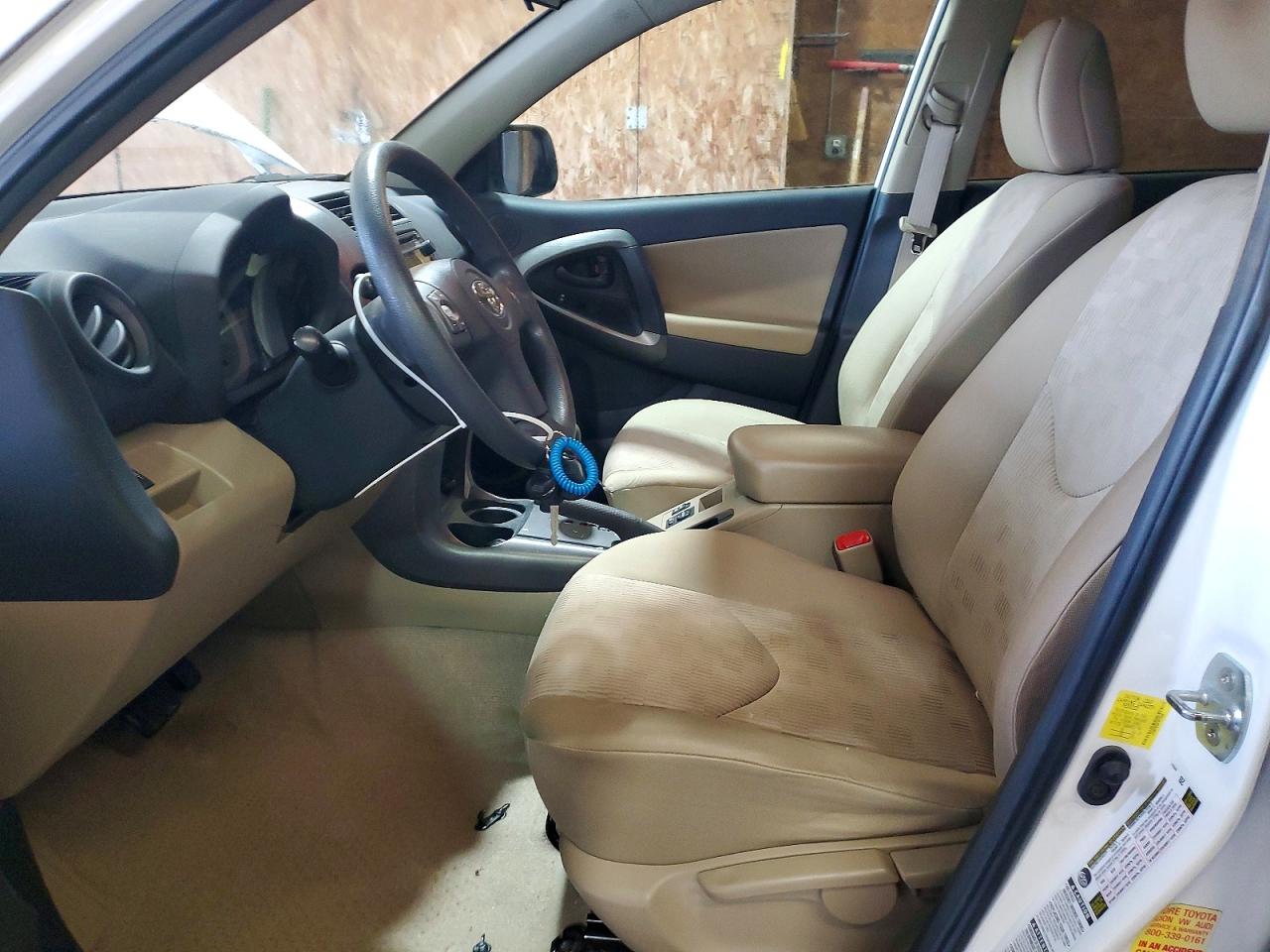 Toyota RAV4 Base