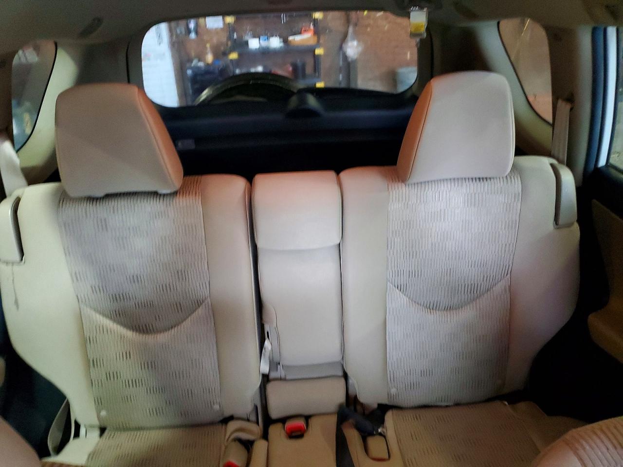 Toyota RAV4 Base