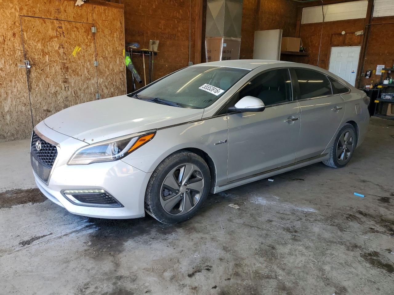 Salvage Hyundai SONATA Image