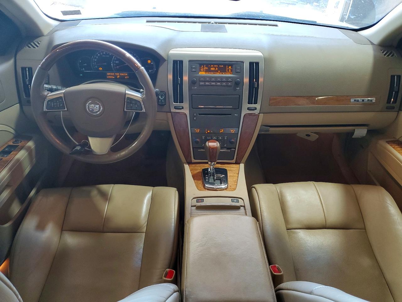 Cadillac STS