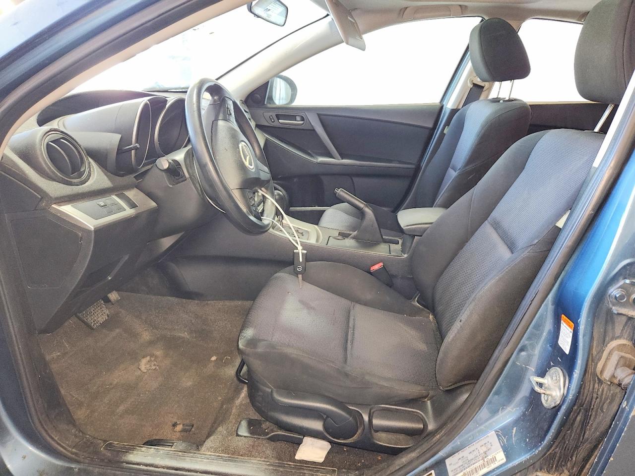 Mazda 3 I