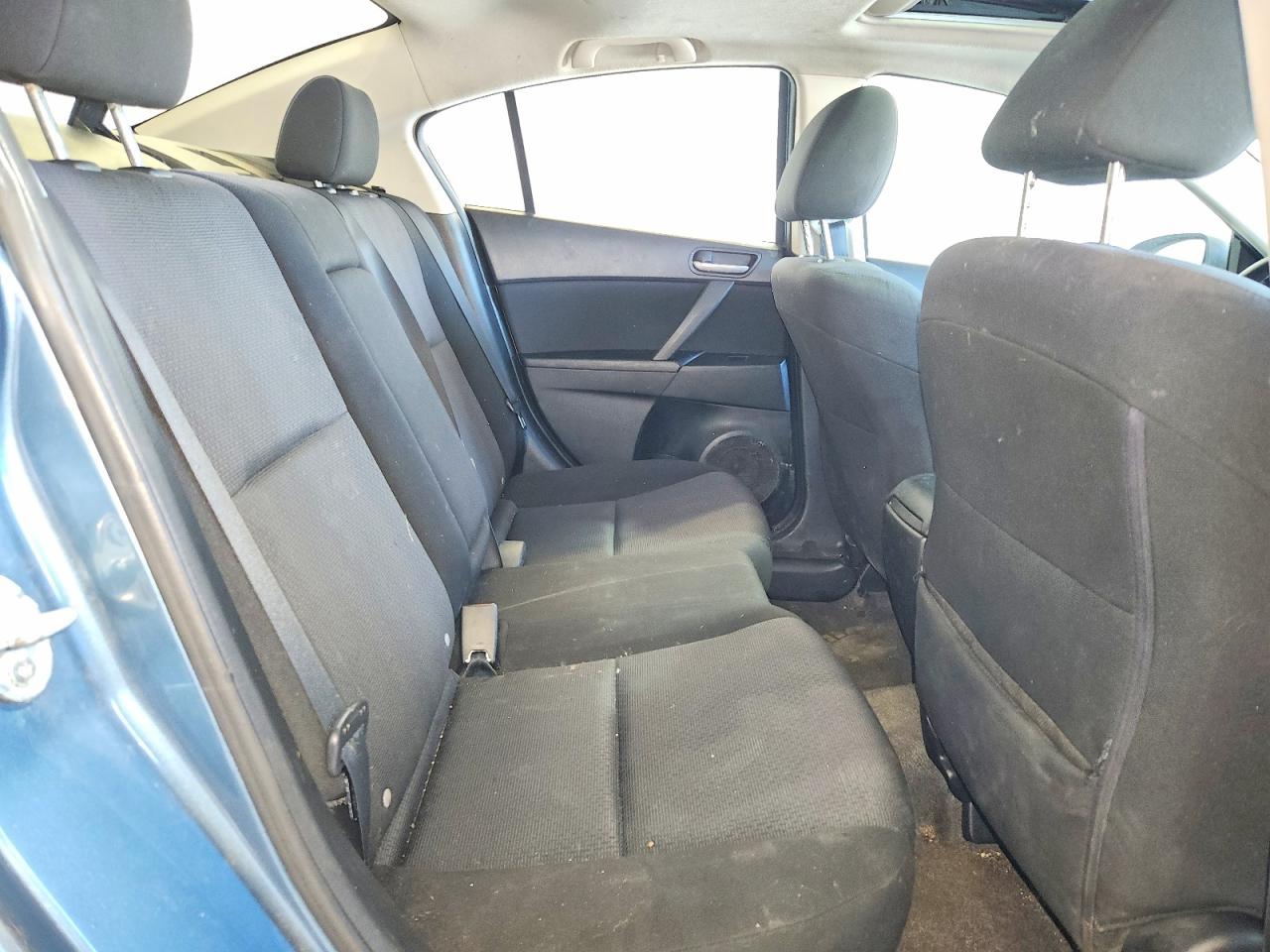 Mazda 3 I