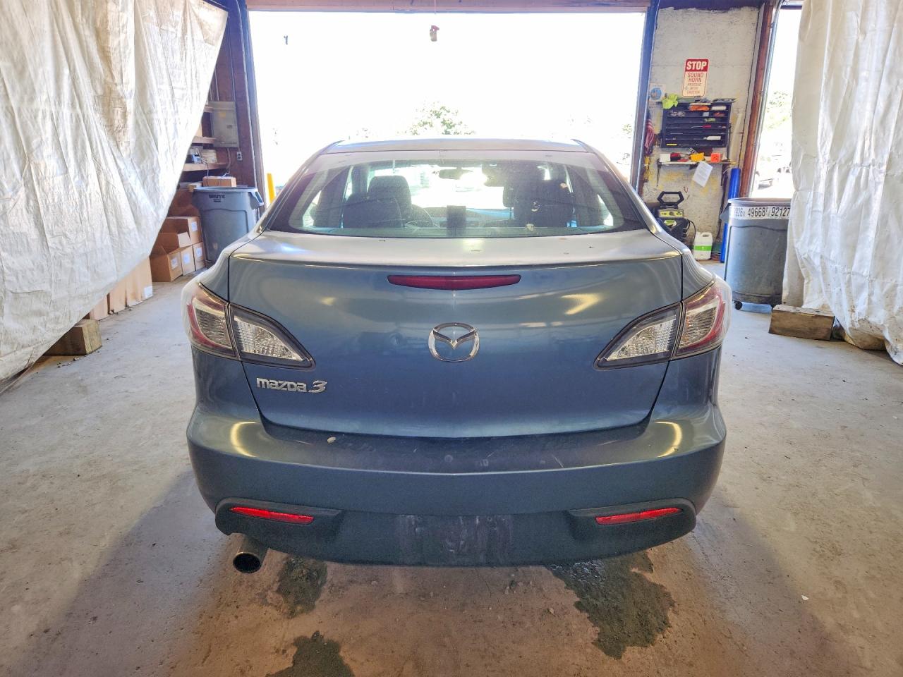 Mazda 3 I