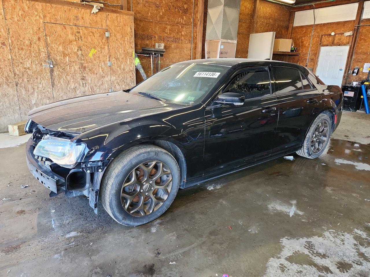 Salvage Chrysler 300 Image