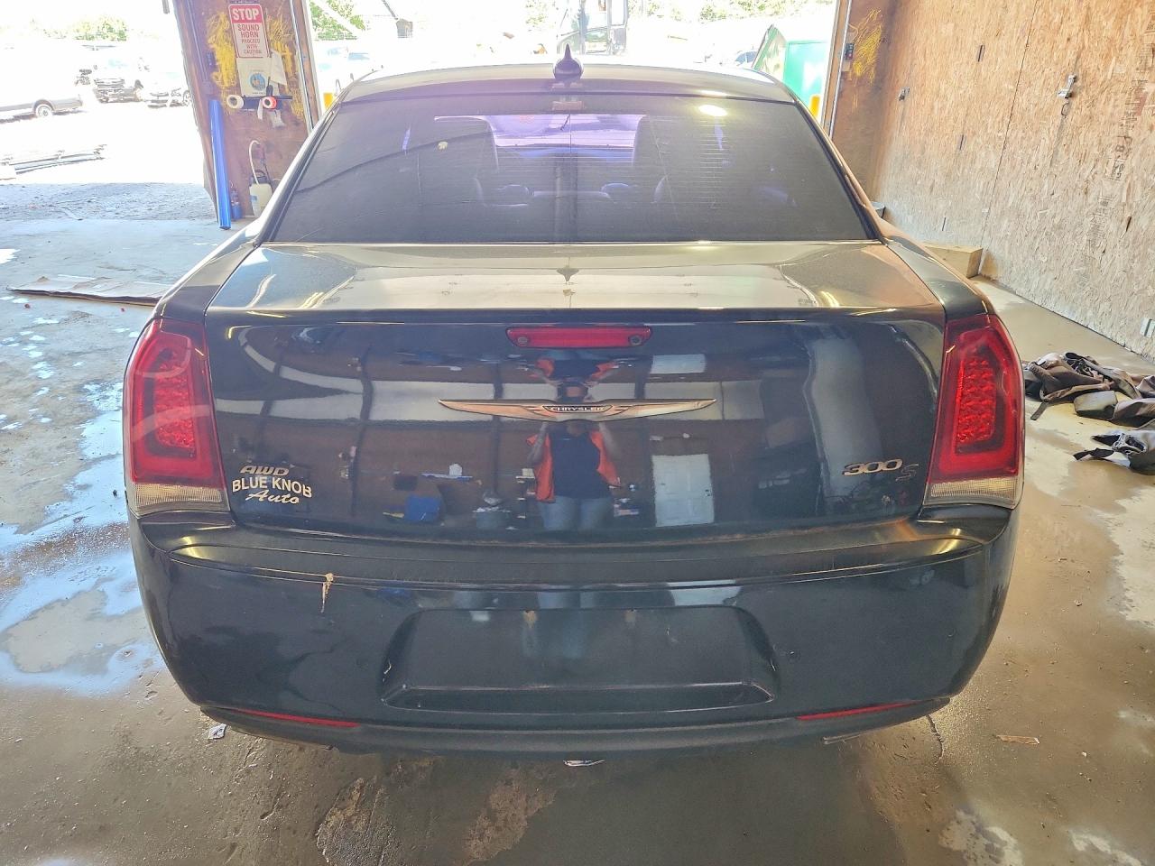 Chrysler 300 S
