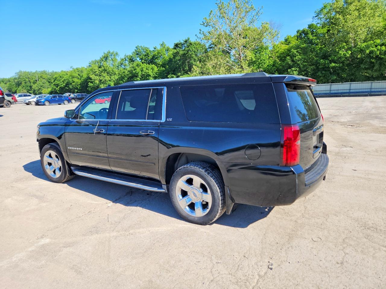 Chevrolet Suburban K1500 Ltz