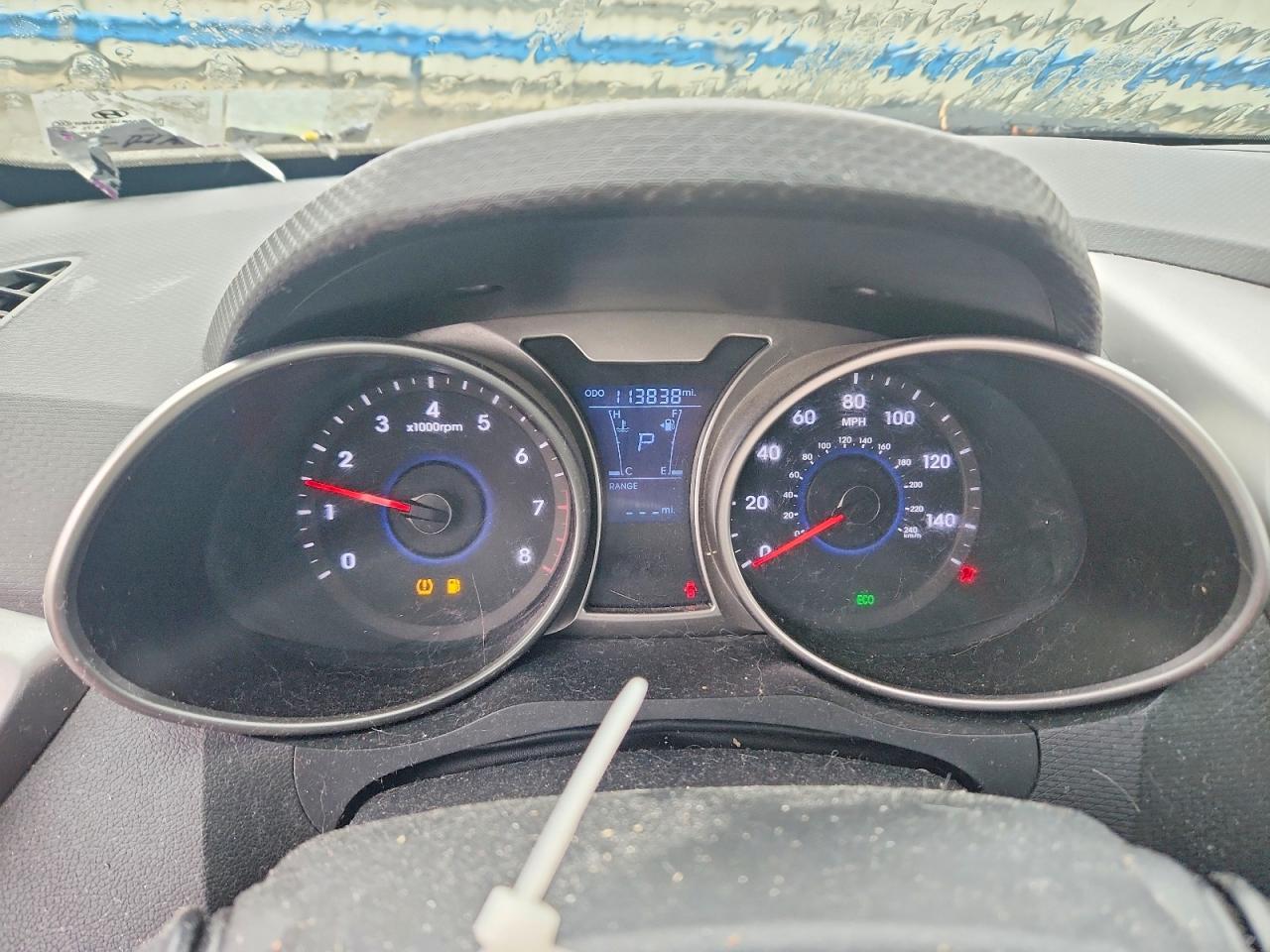 Hyundai VELOSTER Base