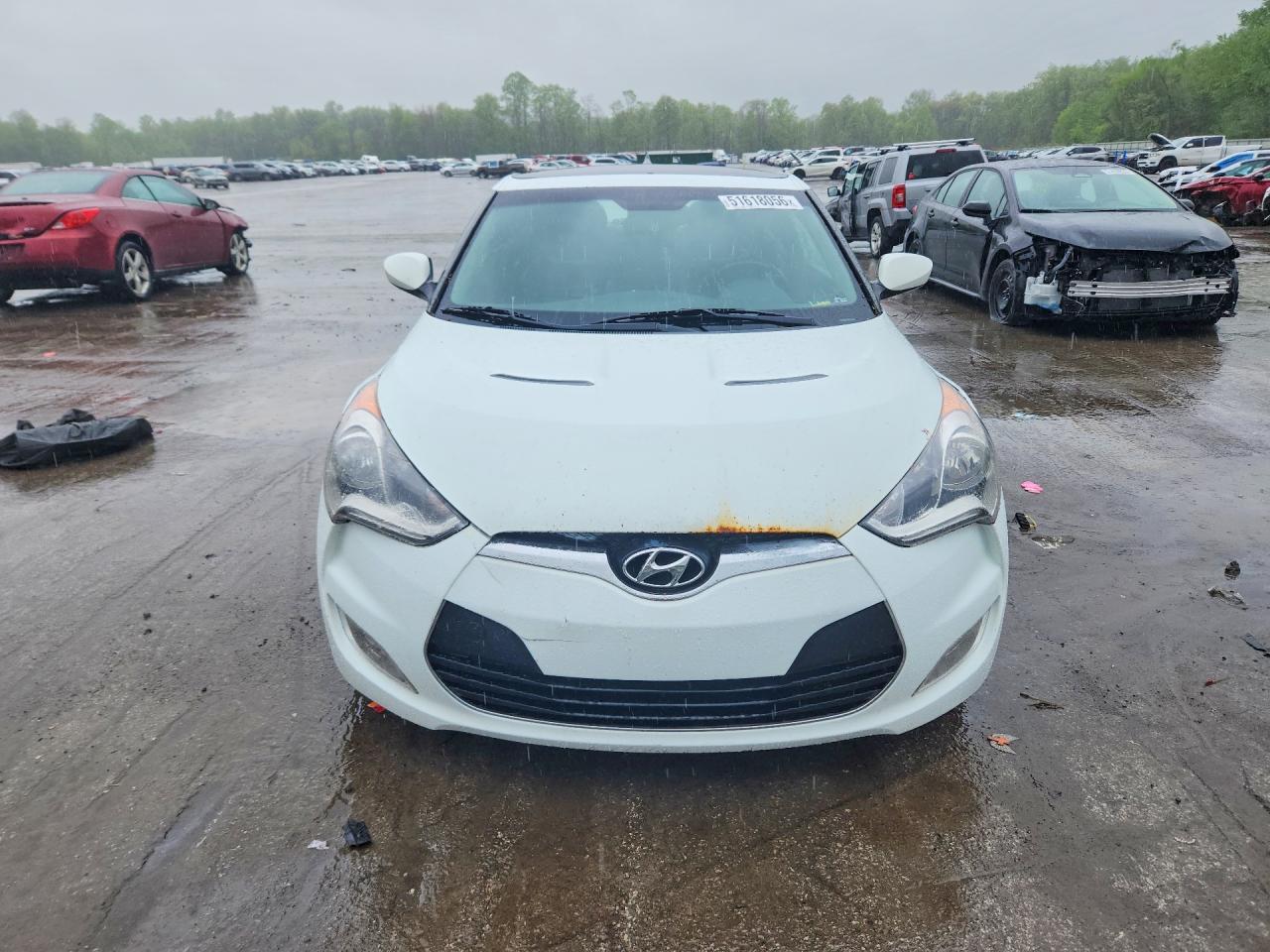 Hyundai VELOSTER Base