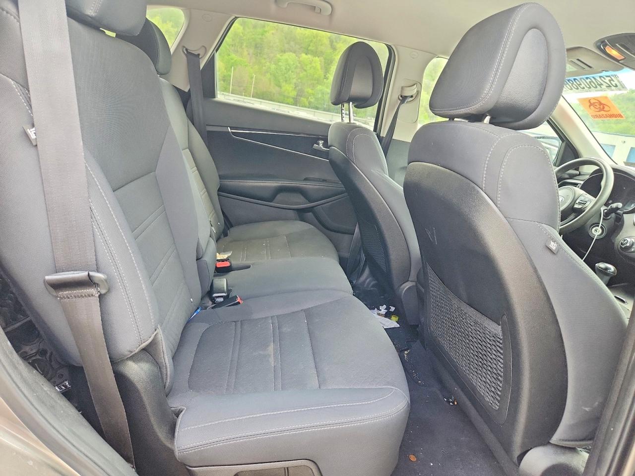 Kia Sorento Lx V6