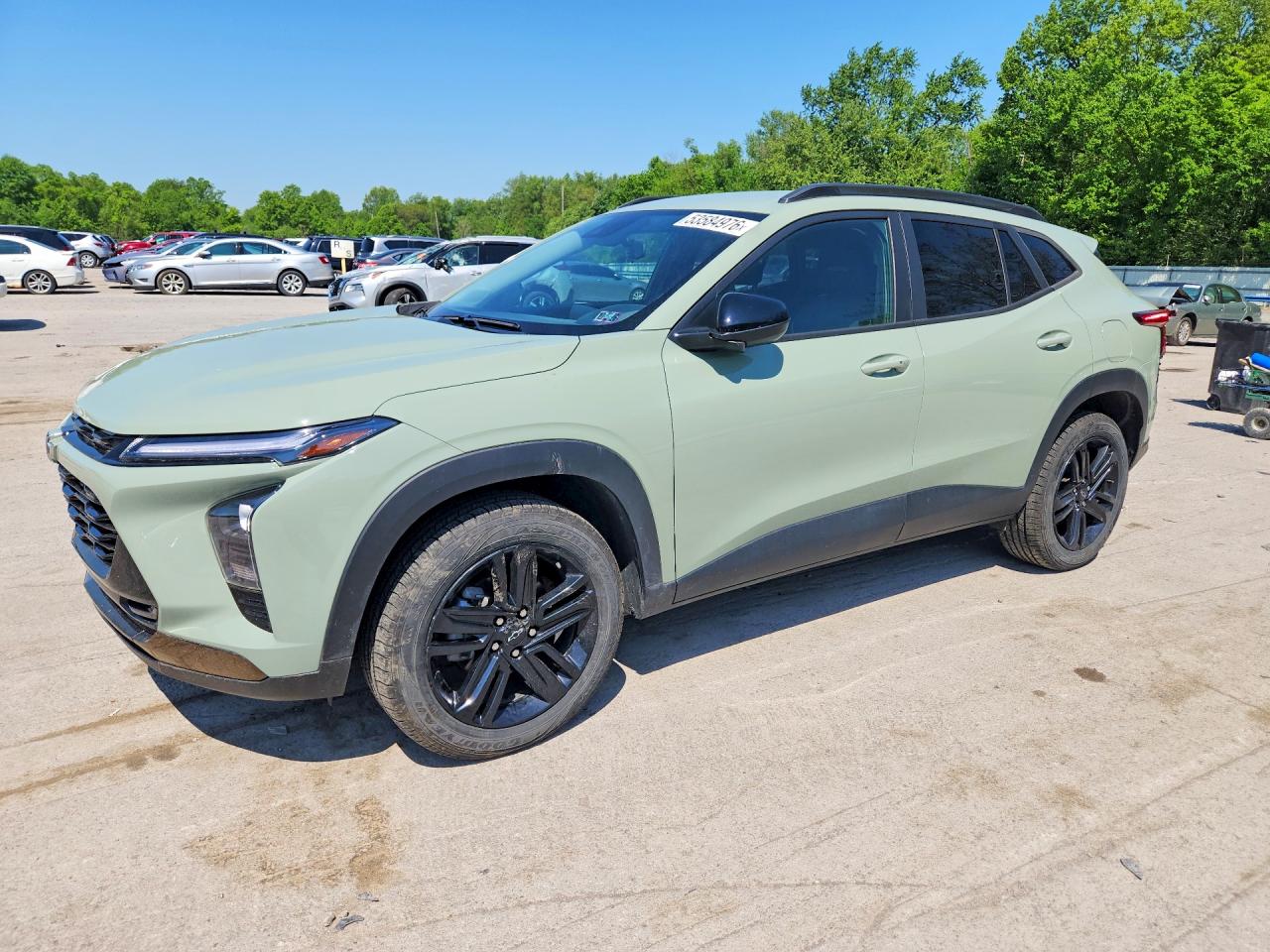Salvage Chevrolet Trax Image