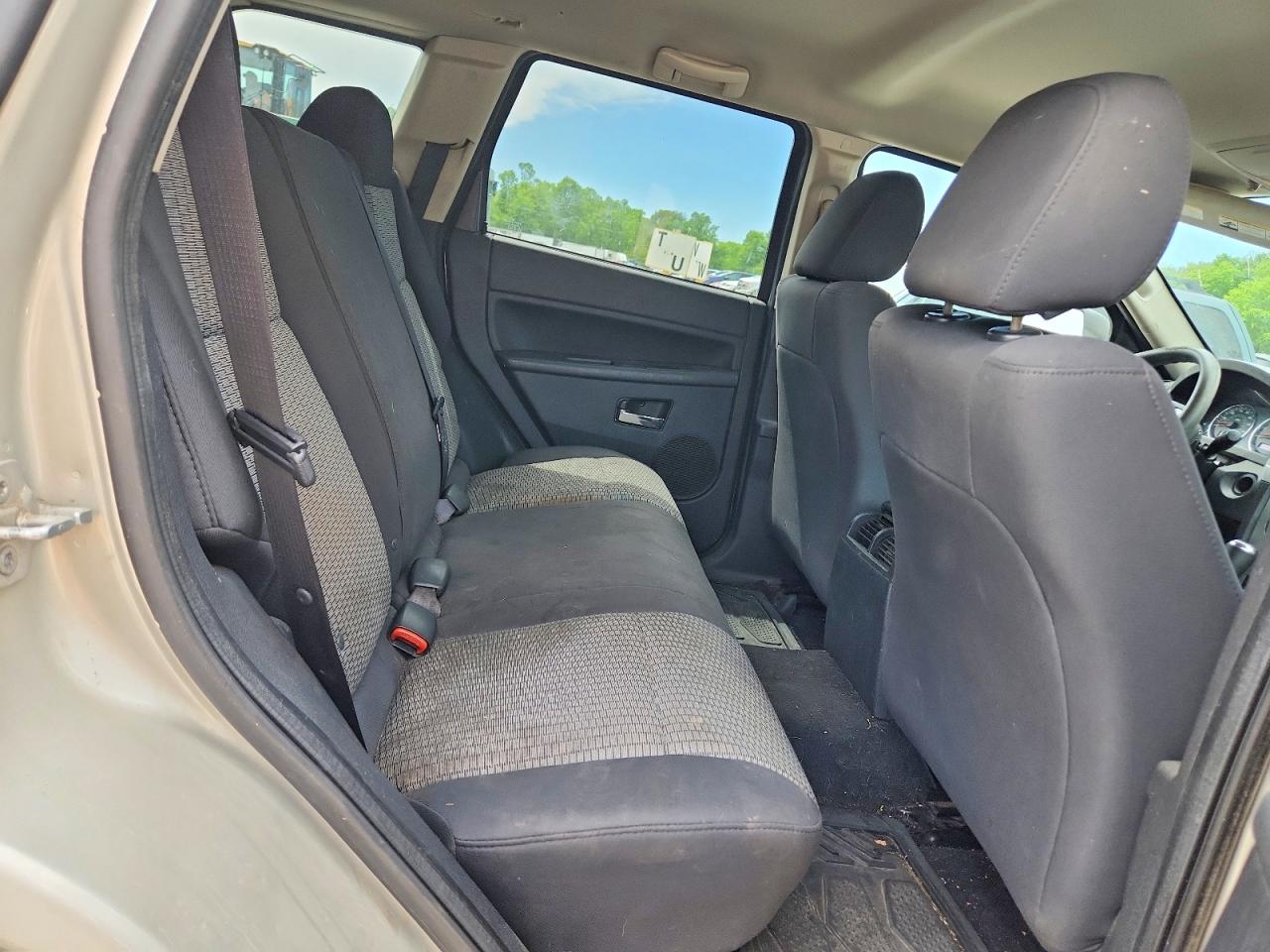 Jeep Cherokee Laredo