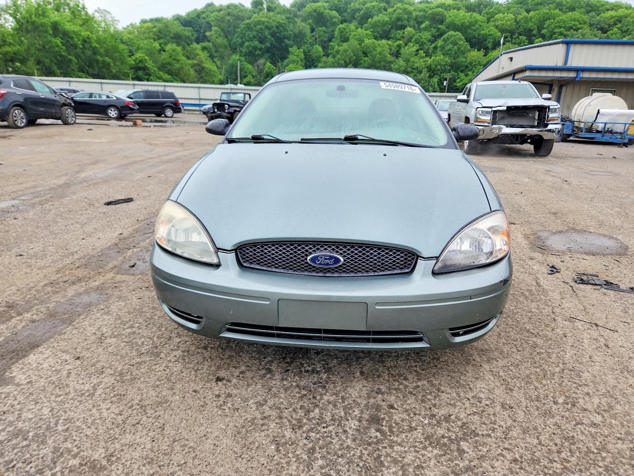 Ford Taurus Se