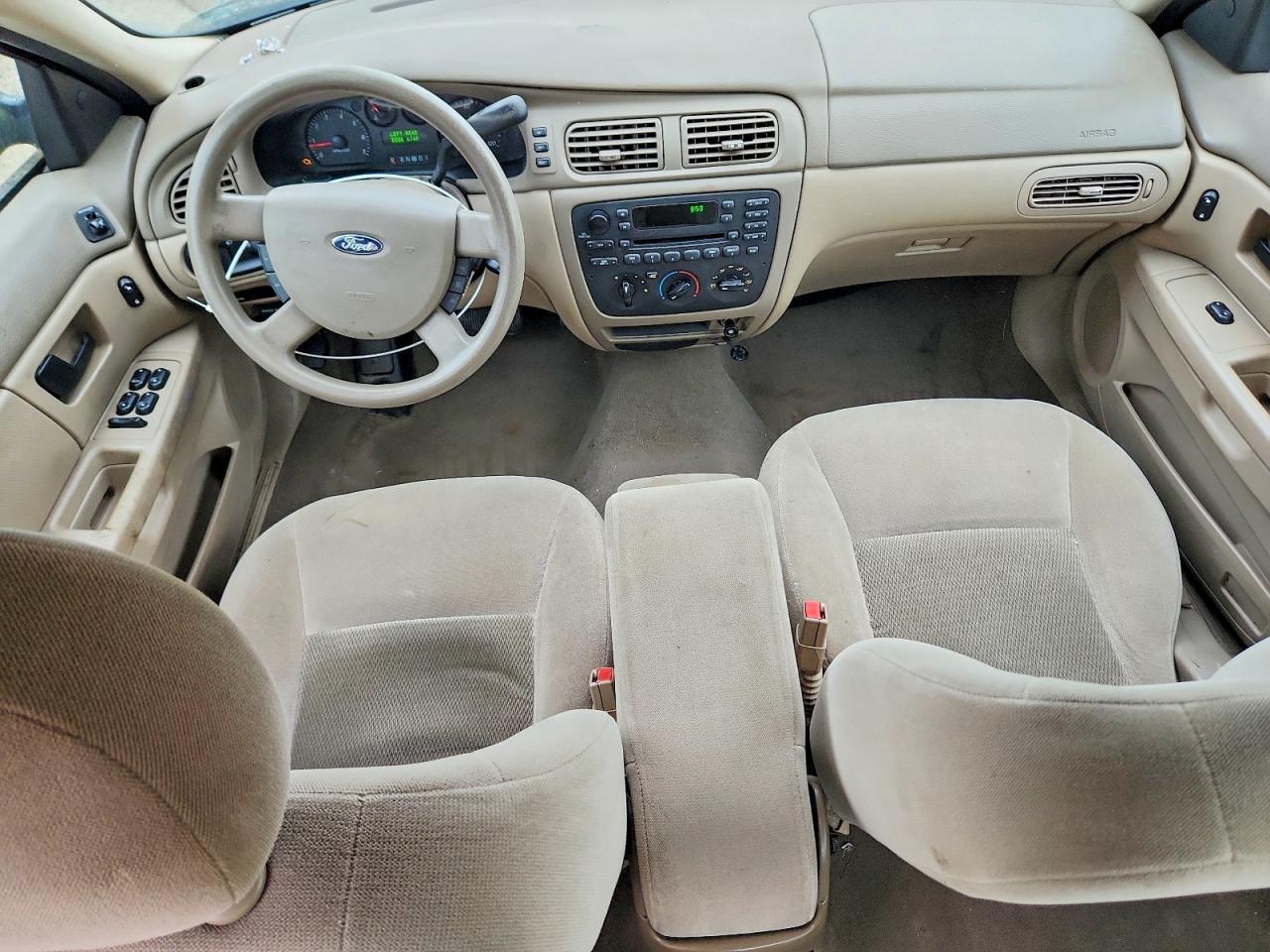 Ford Taurus Se