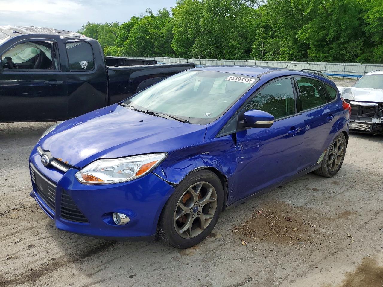 Salvage Ford Focus Image