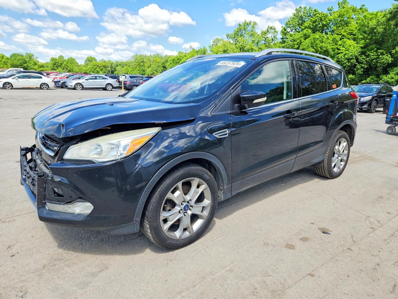 Salvage Ford Escape Image