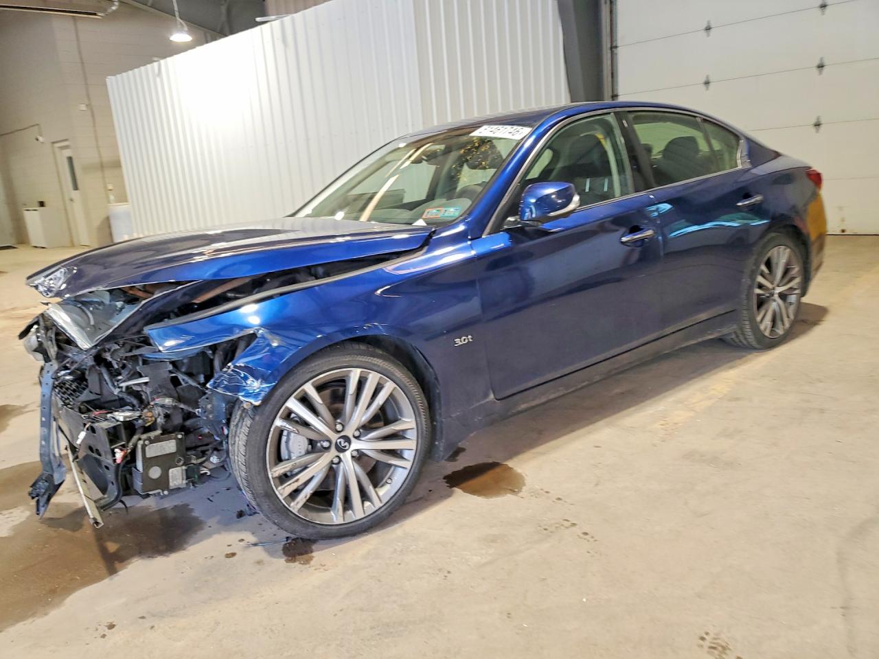 Salvage INFINITI Q50 Image