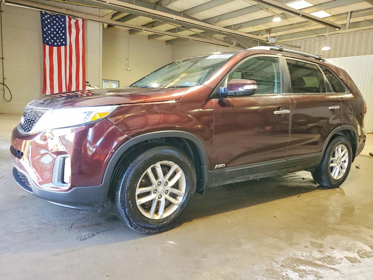 Salvage Kia Sorento Image