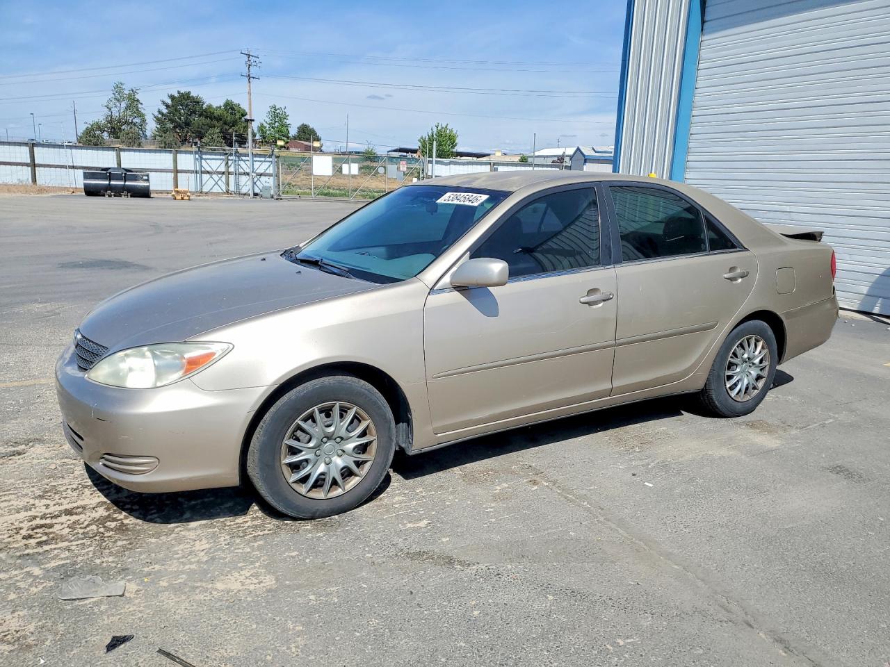 Salvage Toyota Camry Image