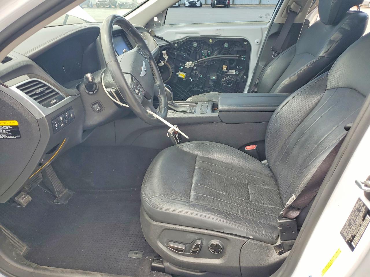 Hyundai Genesis 3.8l