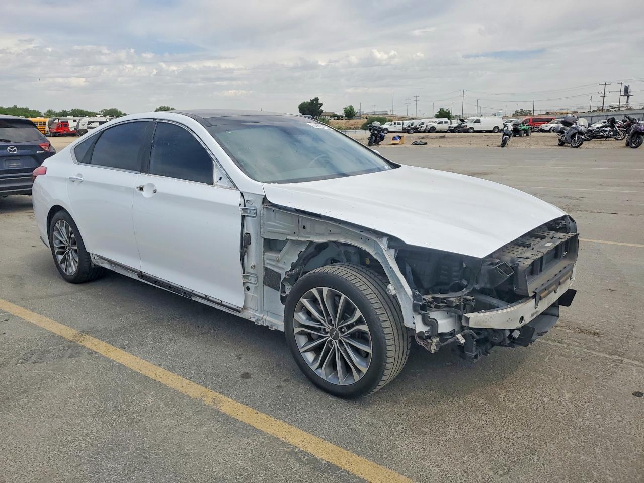 Hyundai Genesis 3.8l