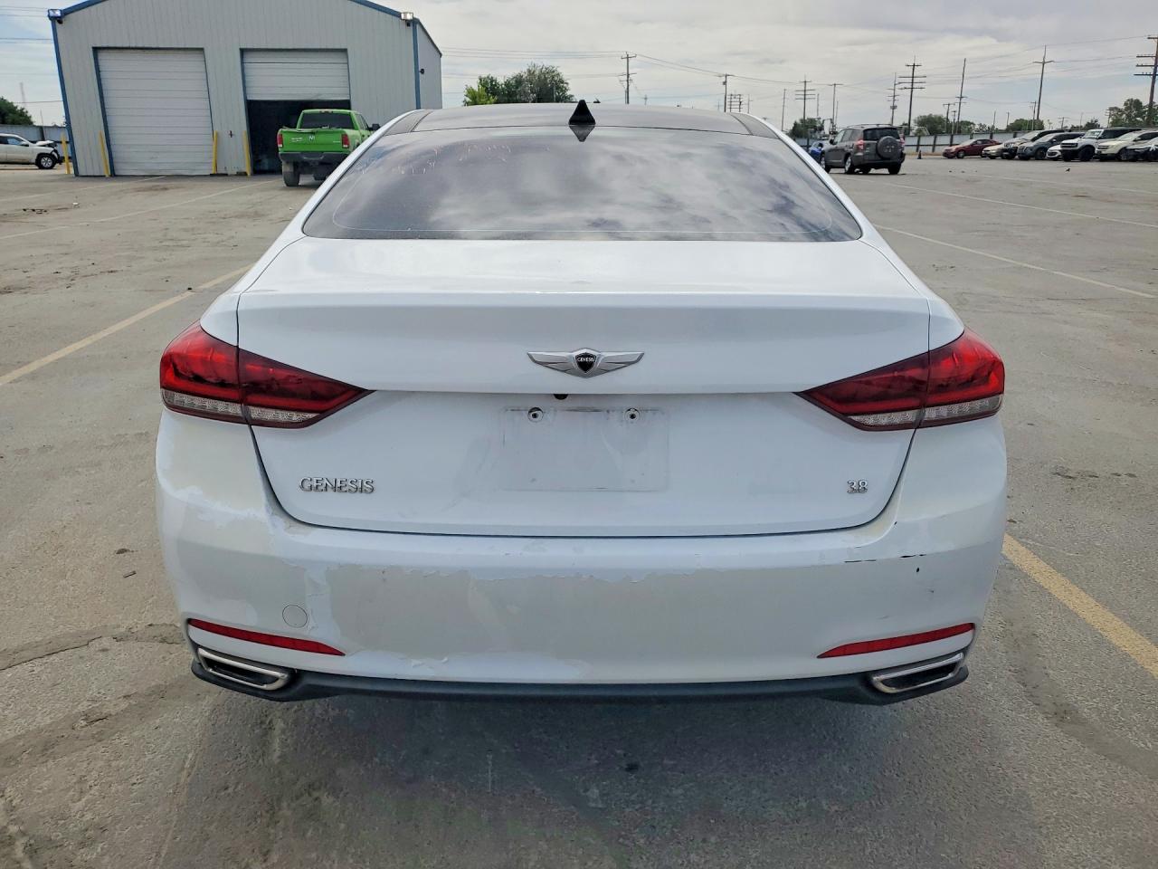 Hyundai Genesis 3.8l