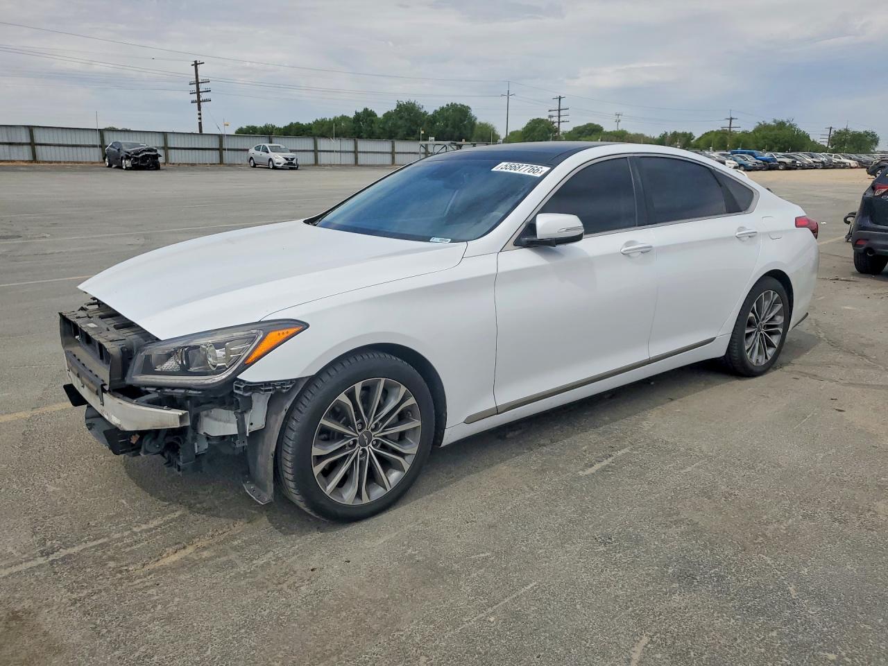 Salvage Hyundai Genesis Image