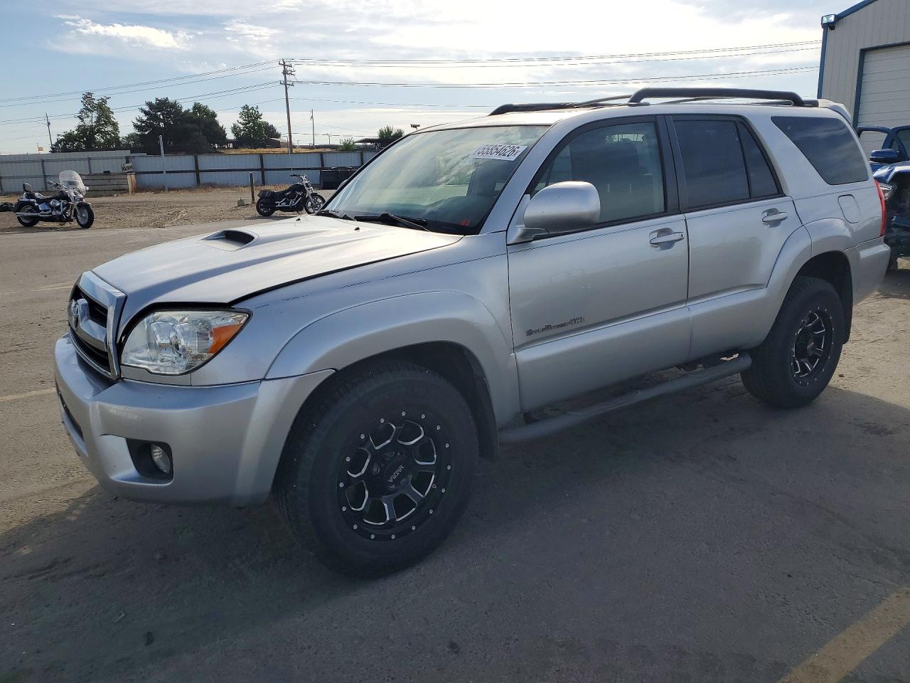 Salvage Toyota 4Runner Image