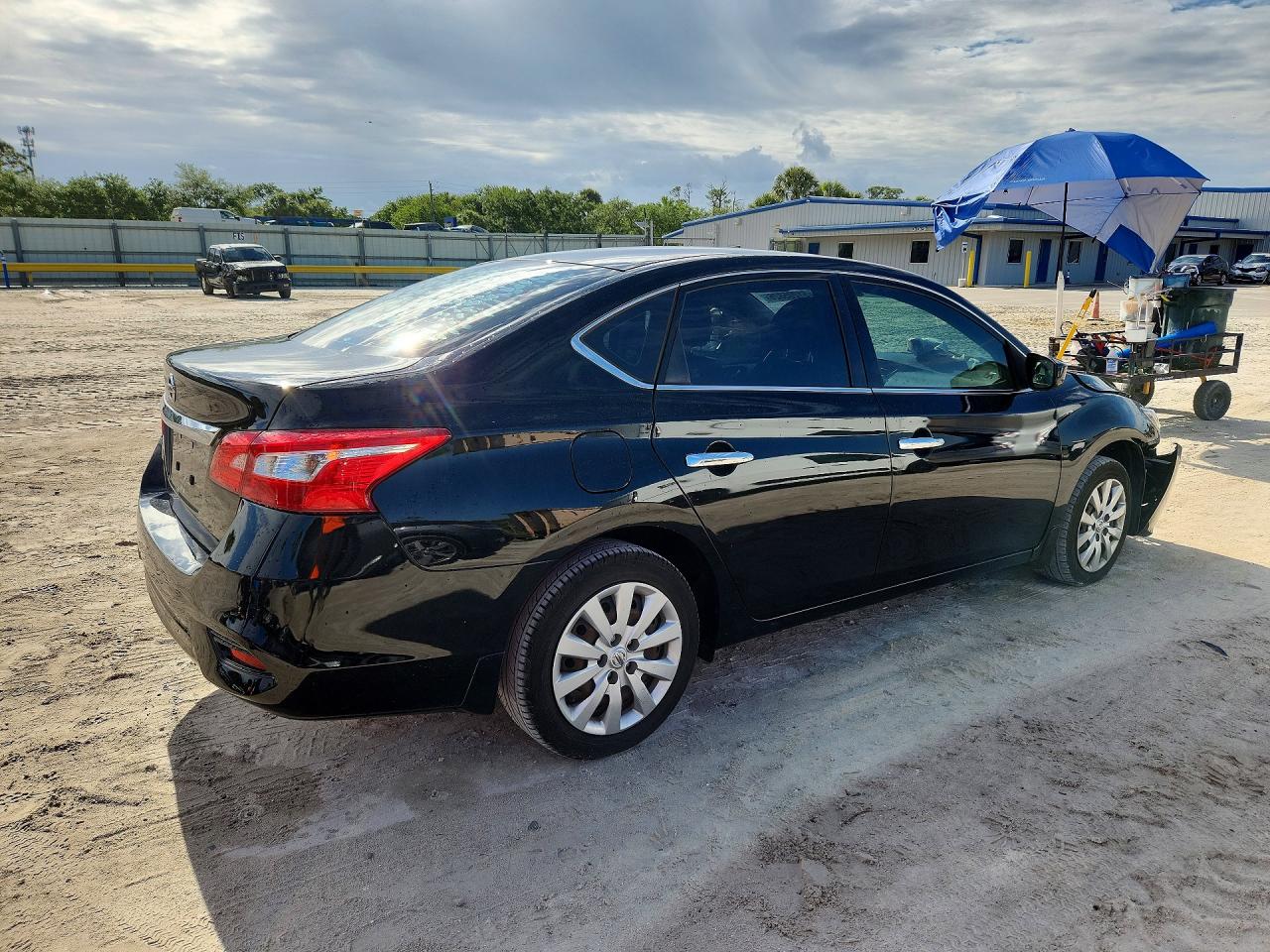 Nissan Sentra S