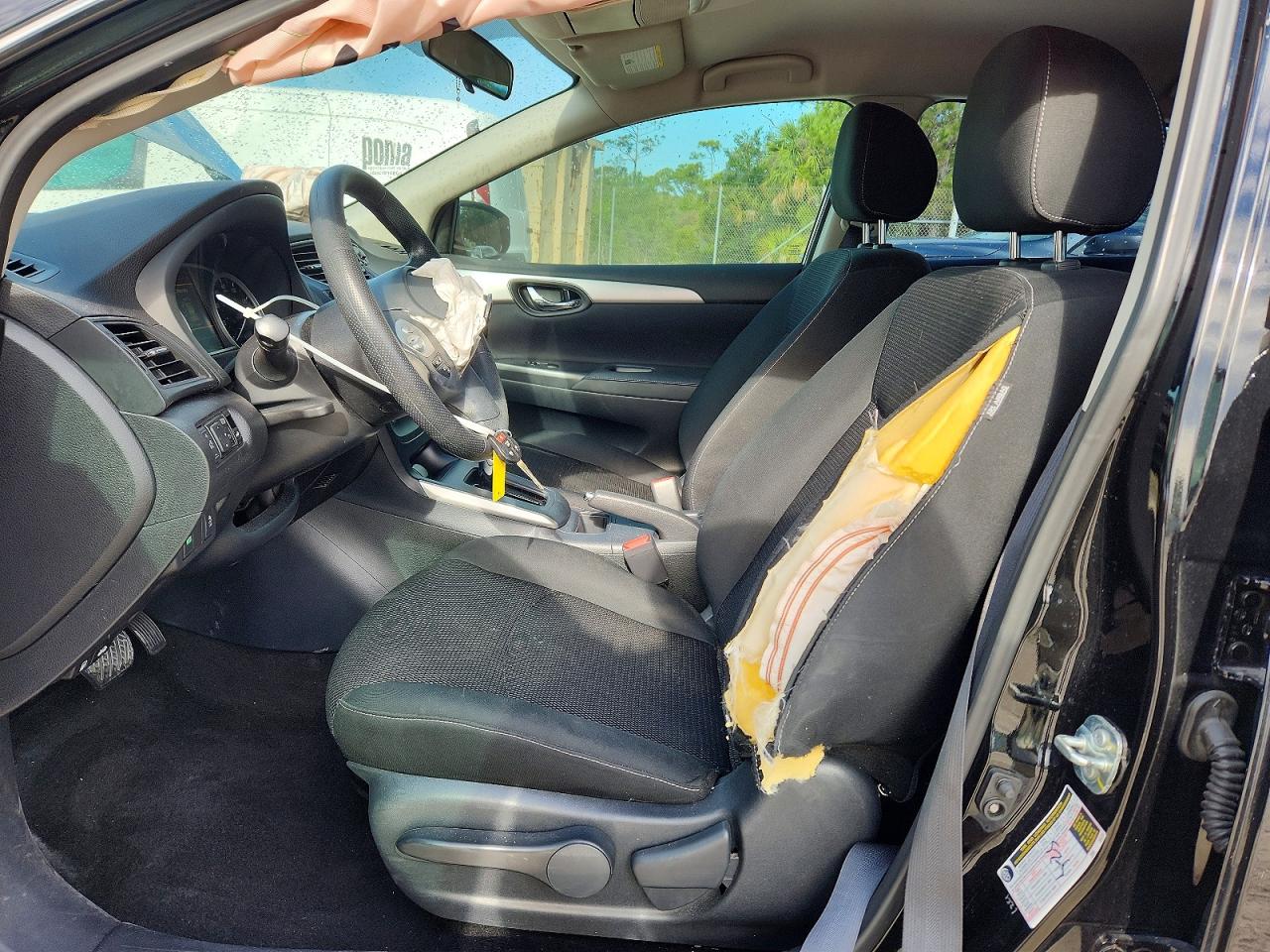 Nissan Sentra S