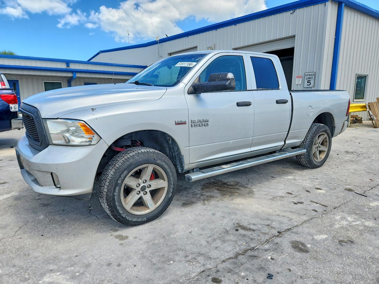 Salvage Ram 1500 Image