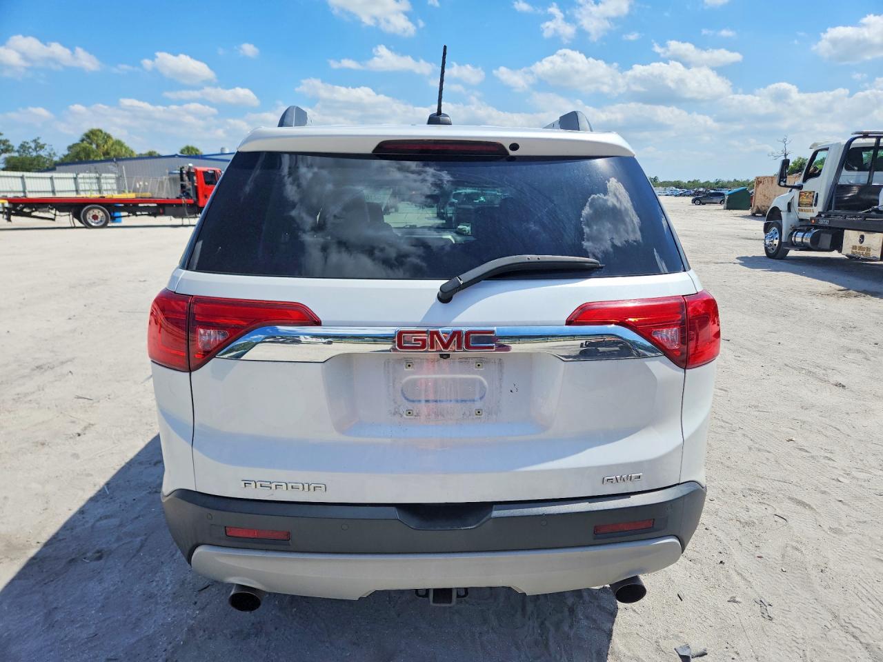 GMC Acadia Slt-1