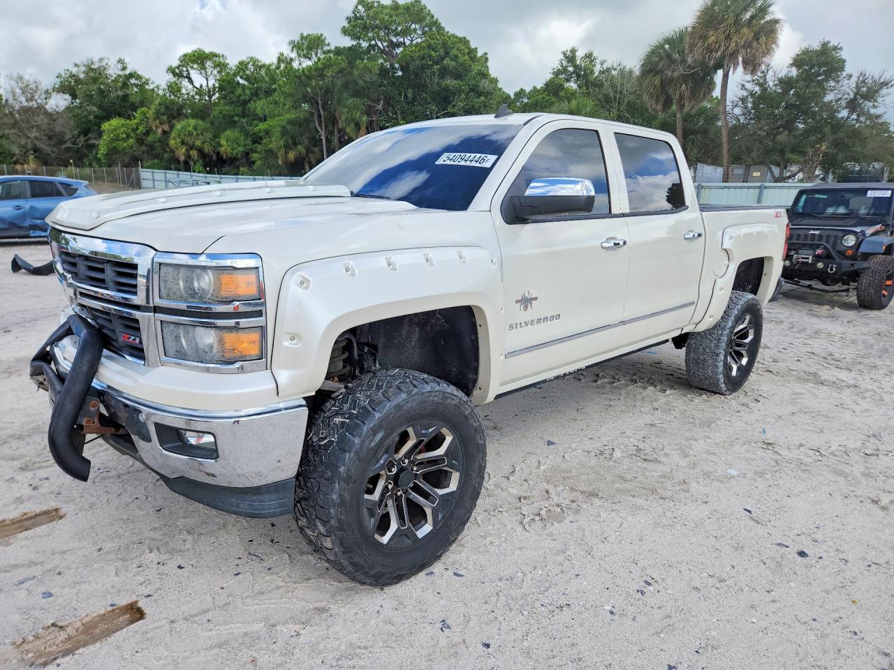 Salvage Chevrolet Silverado Image