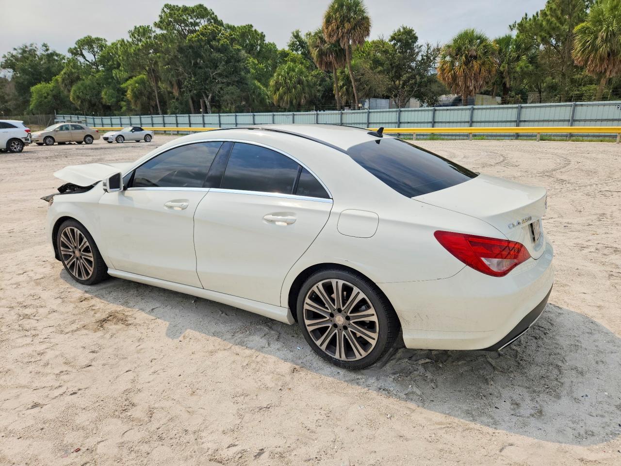 Mercedes-Benz Cla-class 250