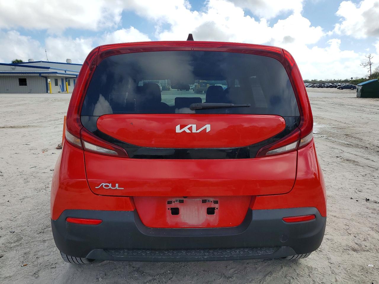 Kia Soul Lx