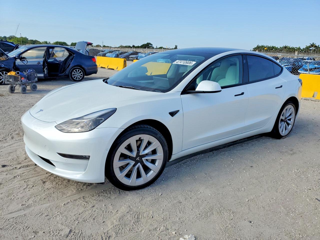 Salvage Tesla Model 3 Image