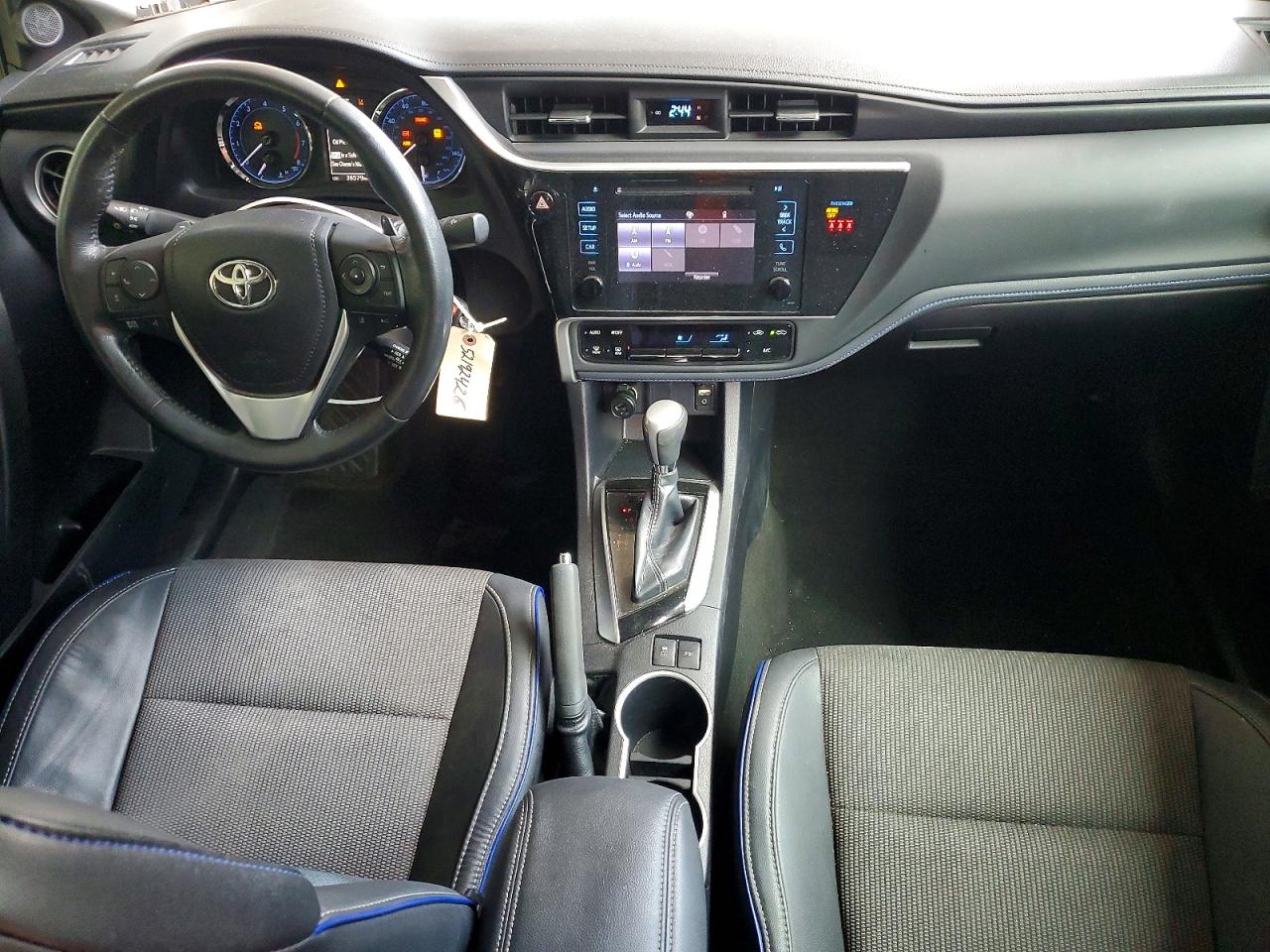Toyota Corolla Se