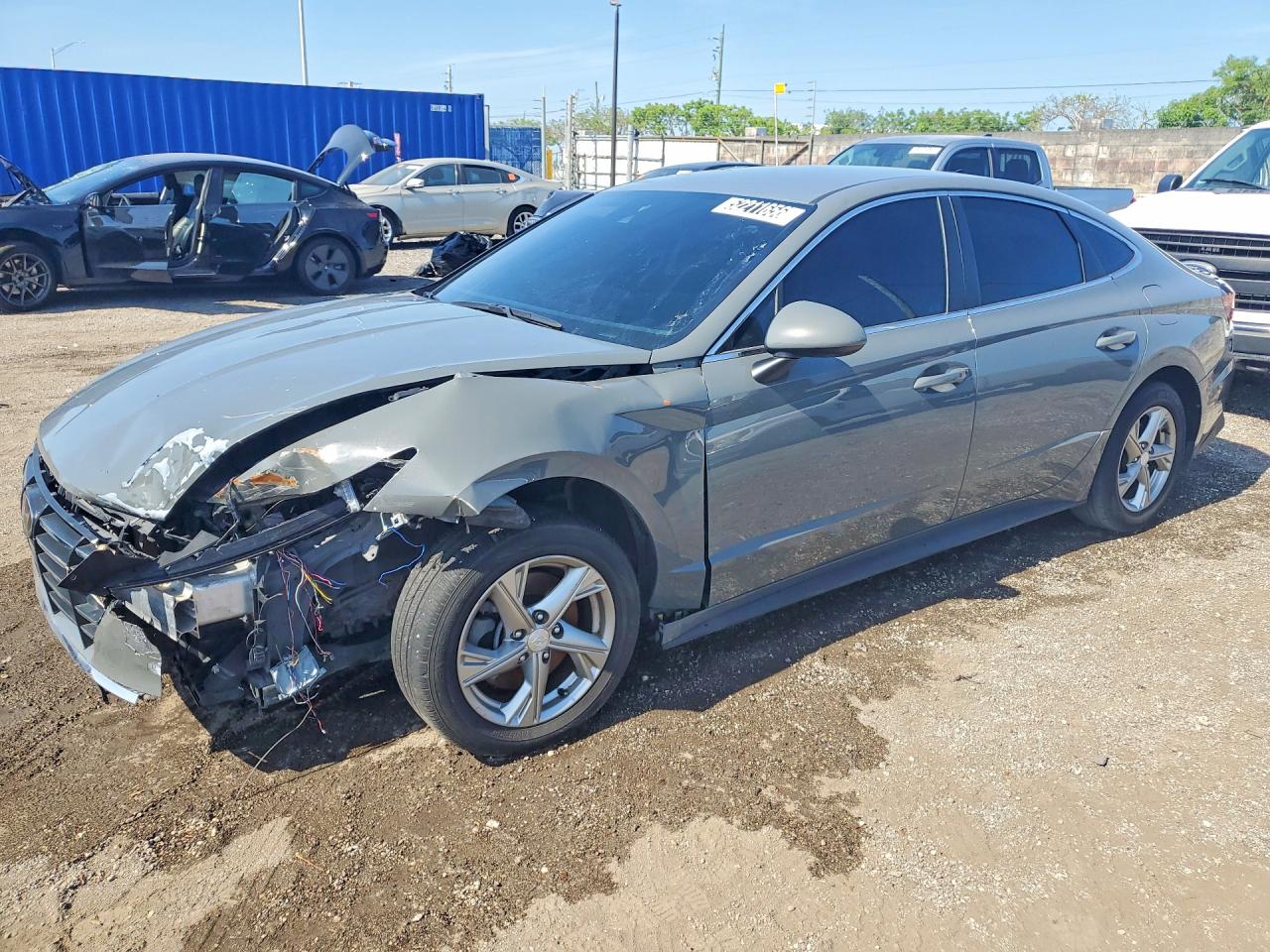 Salvage Hyundai SONATA Image