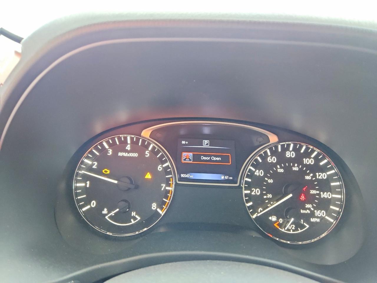 Nissan Pathfinder S