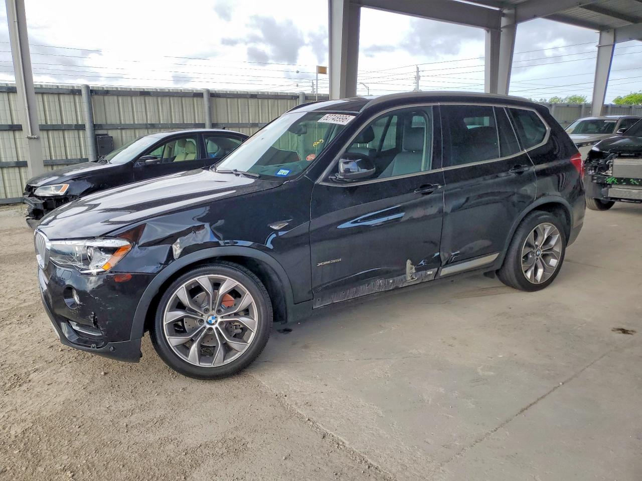Salvage BMW X Series Image