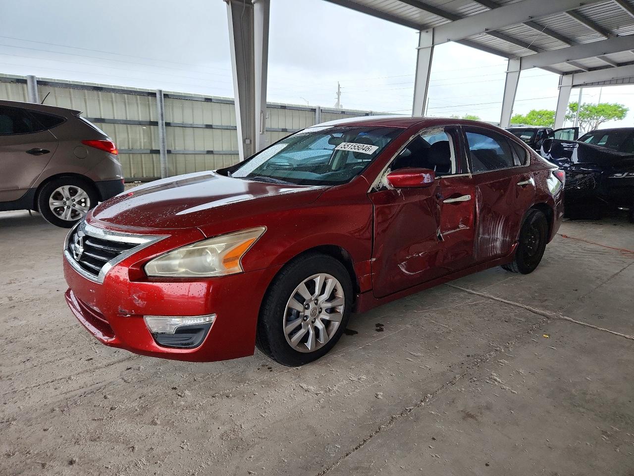 Salvage Nissan Altima Image