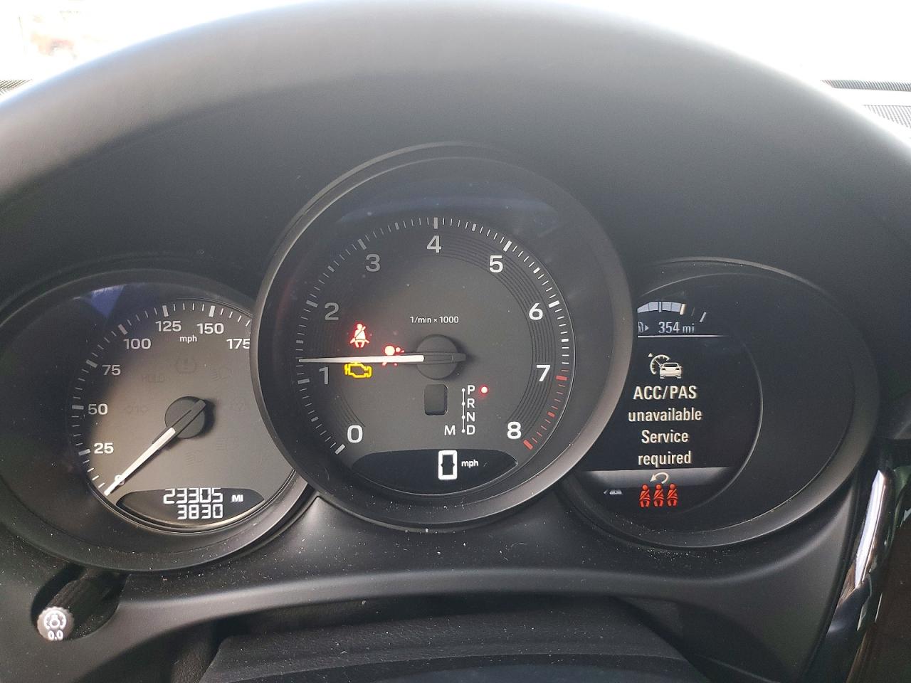 Porsche Macan Base