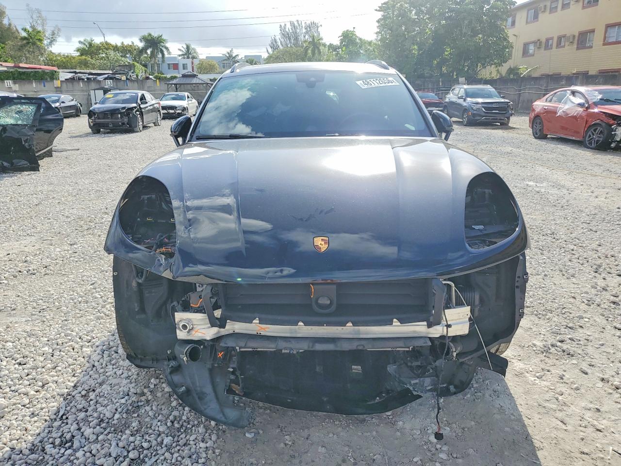 Porsche Macan Base