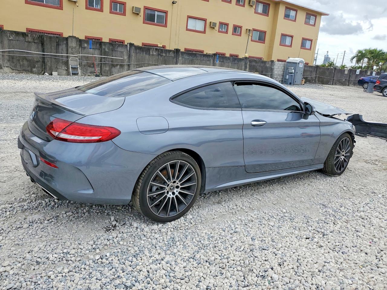 Mercedes-Benz C-Class 300