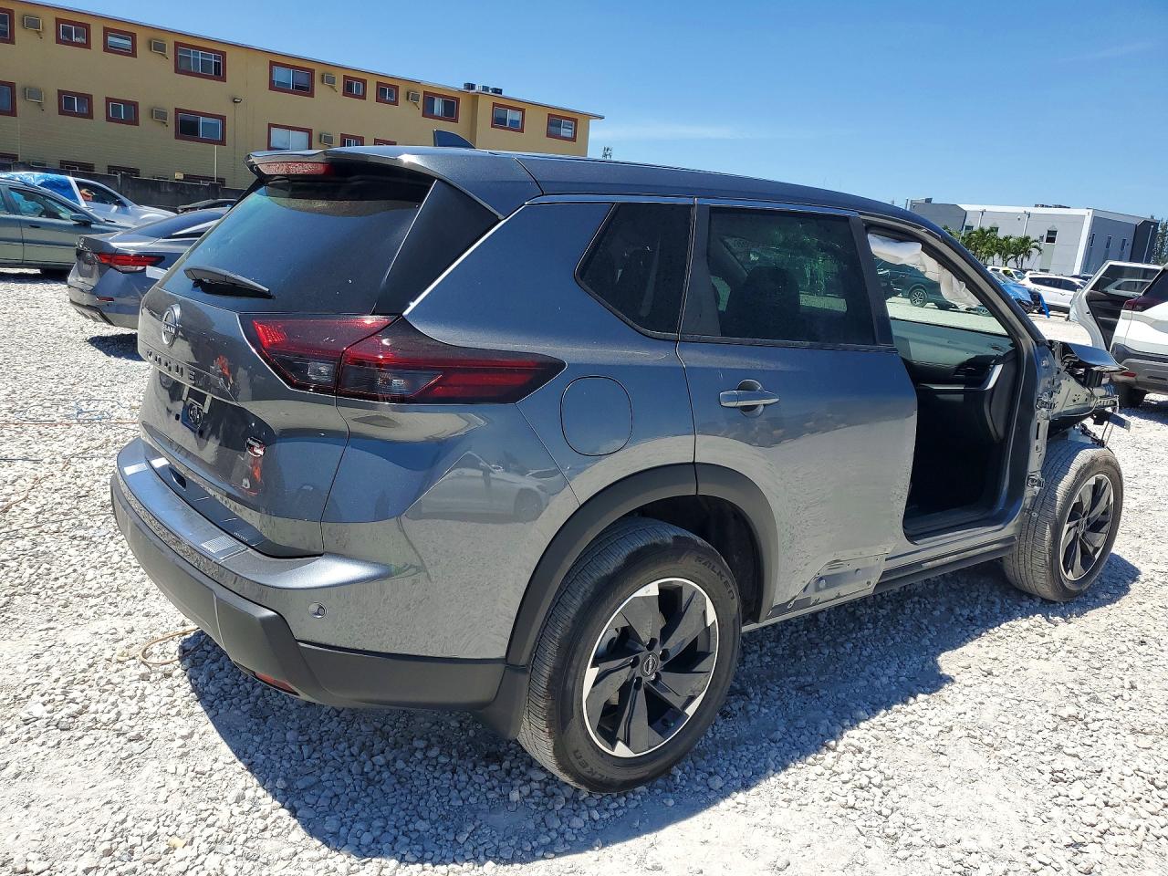 Nissan Rogue Sv