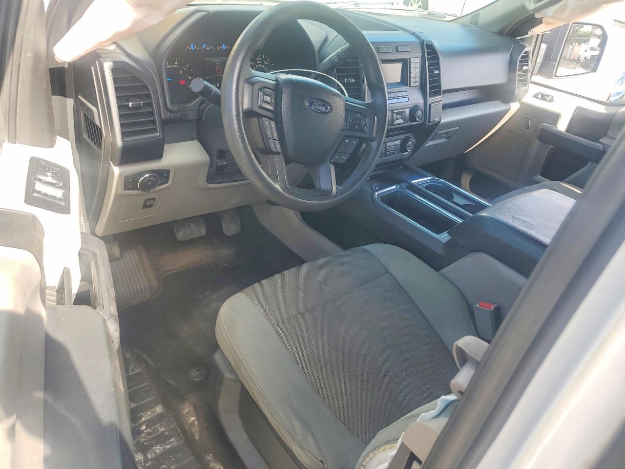 Ford F-150 Super Cab