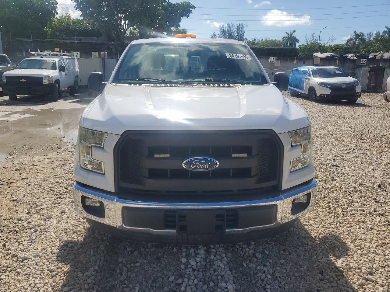 Ford F-150 Super Cab