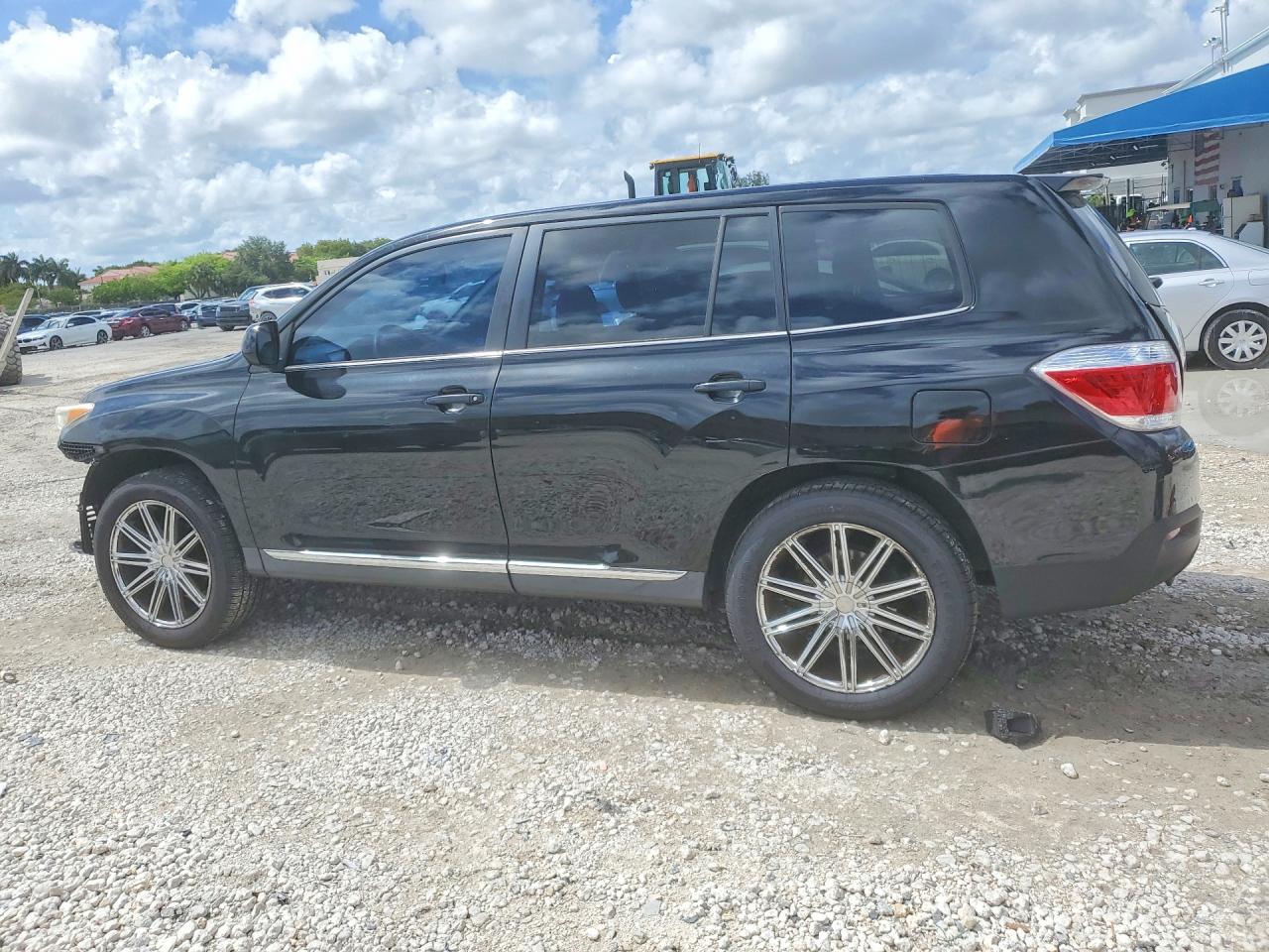 Toyota Highlander Base