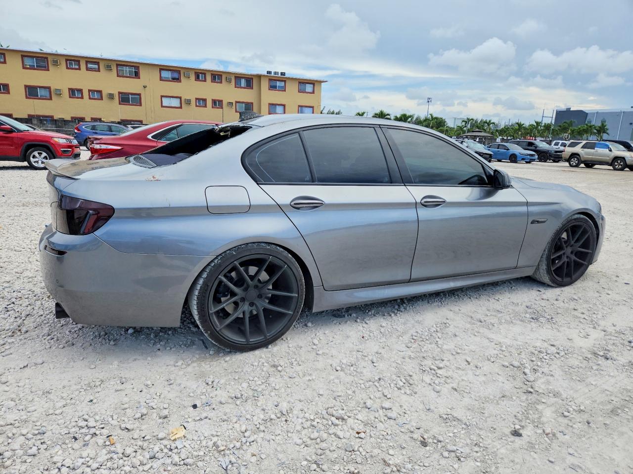 BMW 5 Series I